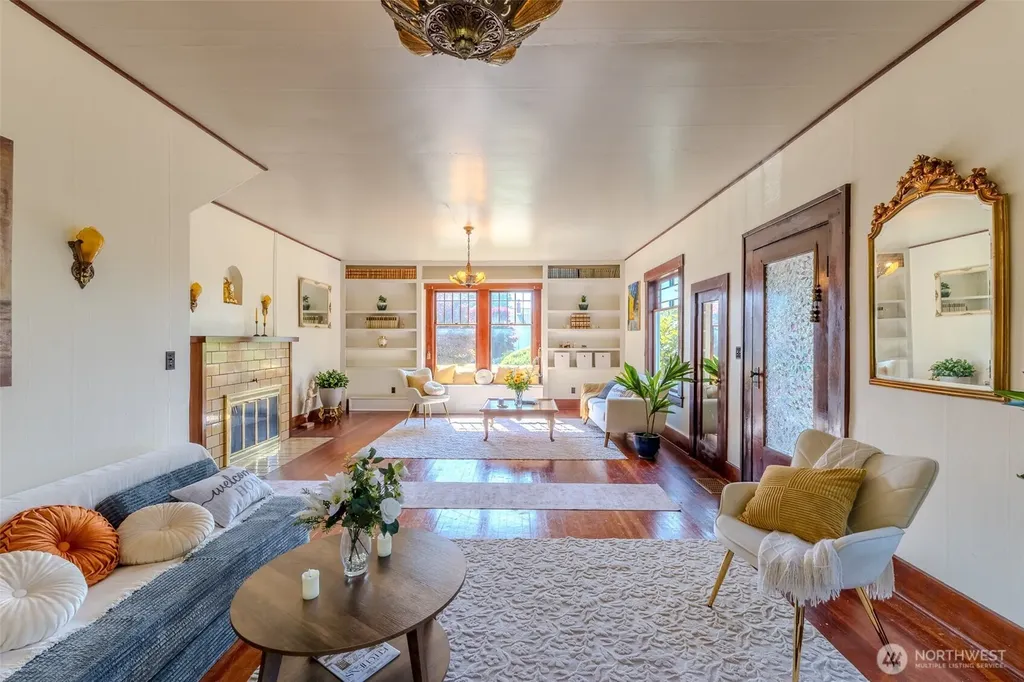311 Cherry Street Blaine WA 98230