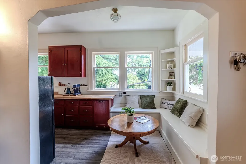 311 Cherry Street Blaine WA 98230