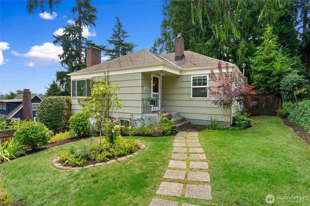 1529 NE 94th Street Seattle WA 98115