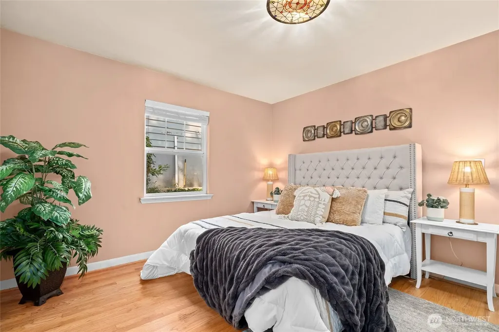 1529 NE 94th Street Seattle WA 98115