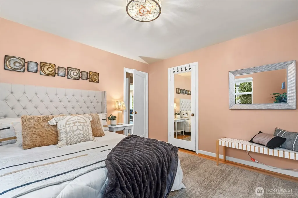 1529 NE 94th Street Seattle WA 98115