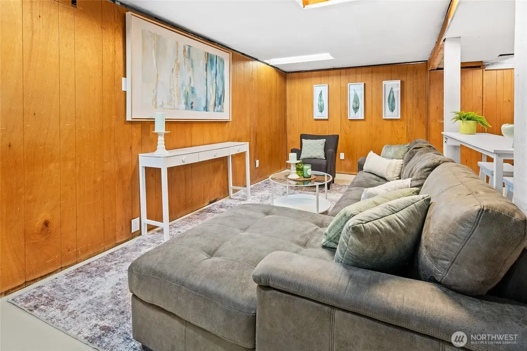 1529 NE 94th Street Seattle WA 98115