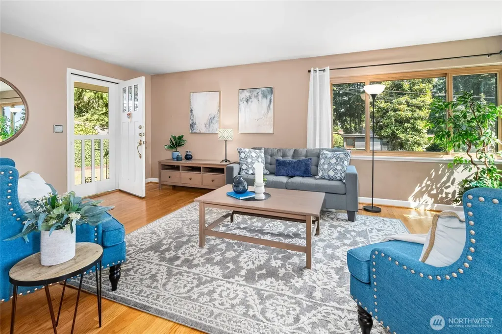 1529 NE 94th Street Seattle WA 98115