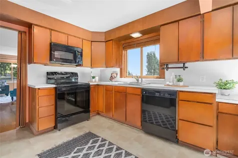 1529 NE 94th Street Seattle WA 98115