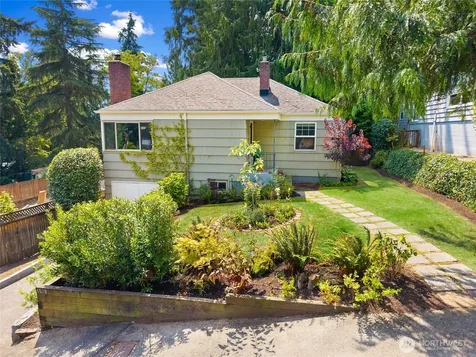 1529 NE 94th Street Seattle WA 98115