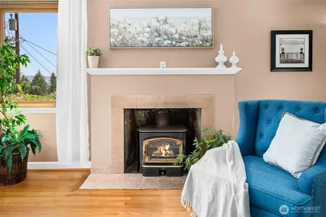 1529 NE 94th Street Seattle WA 98115
