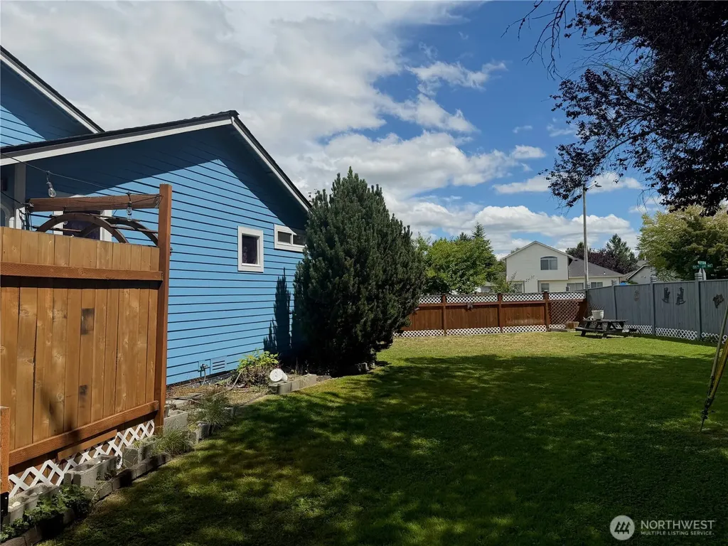5410 64th Place NE Marysville WA 98270