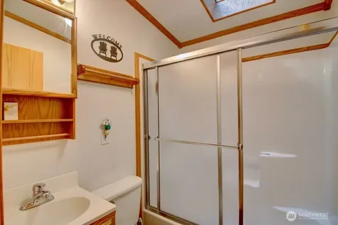 40 Riverside Drive Deming WA 98244