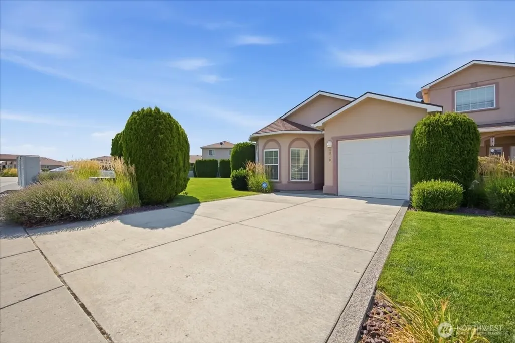 9810 Mia Lane Pasco WA 99301