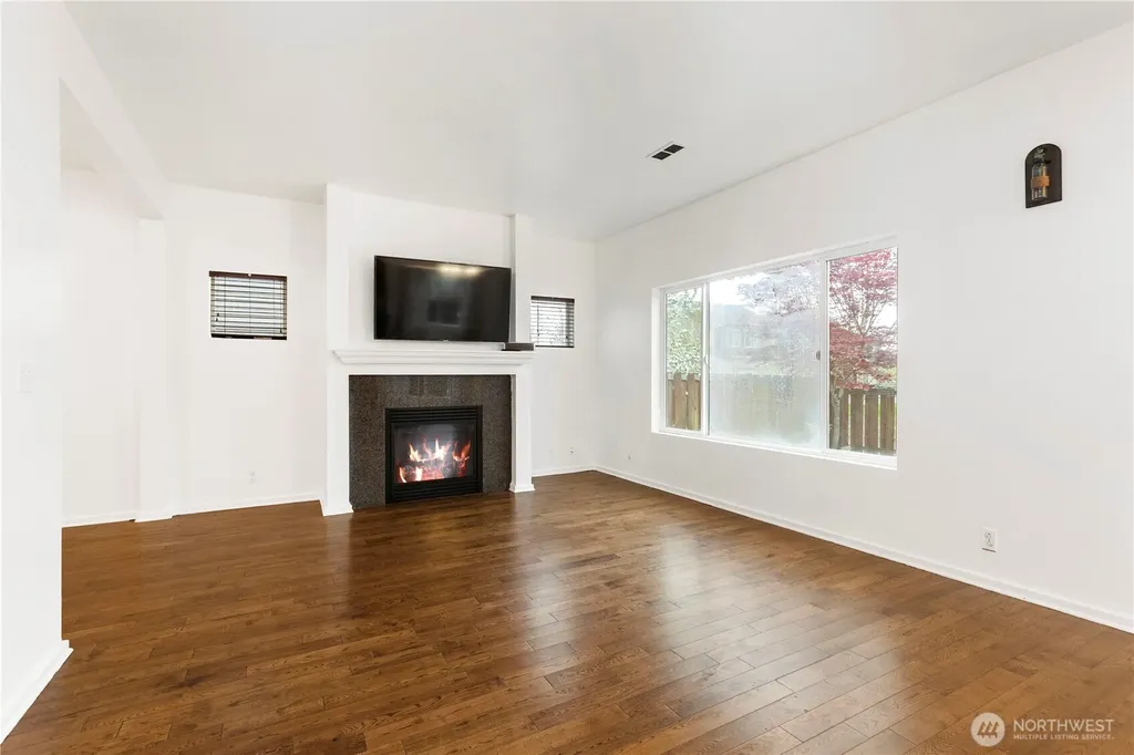 4217 L Place NE Auburn WA 98002
