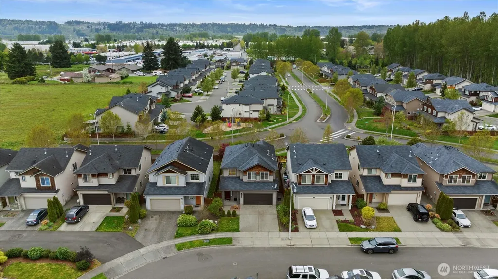 4217 L Place NE Auburn WA 98002