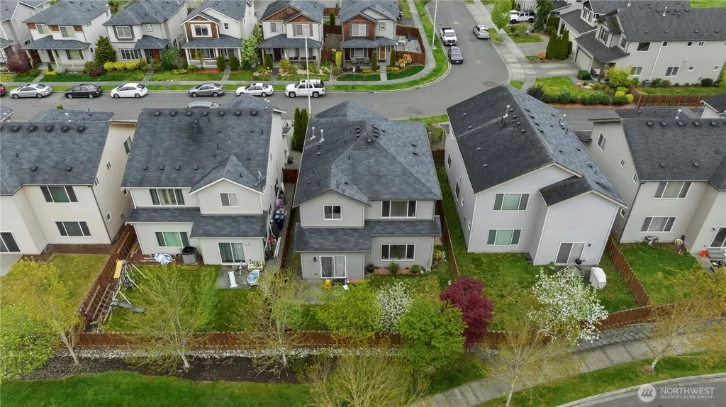 4217 L Place NE Auburn WA 98002
