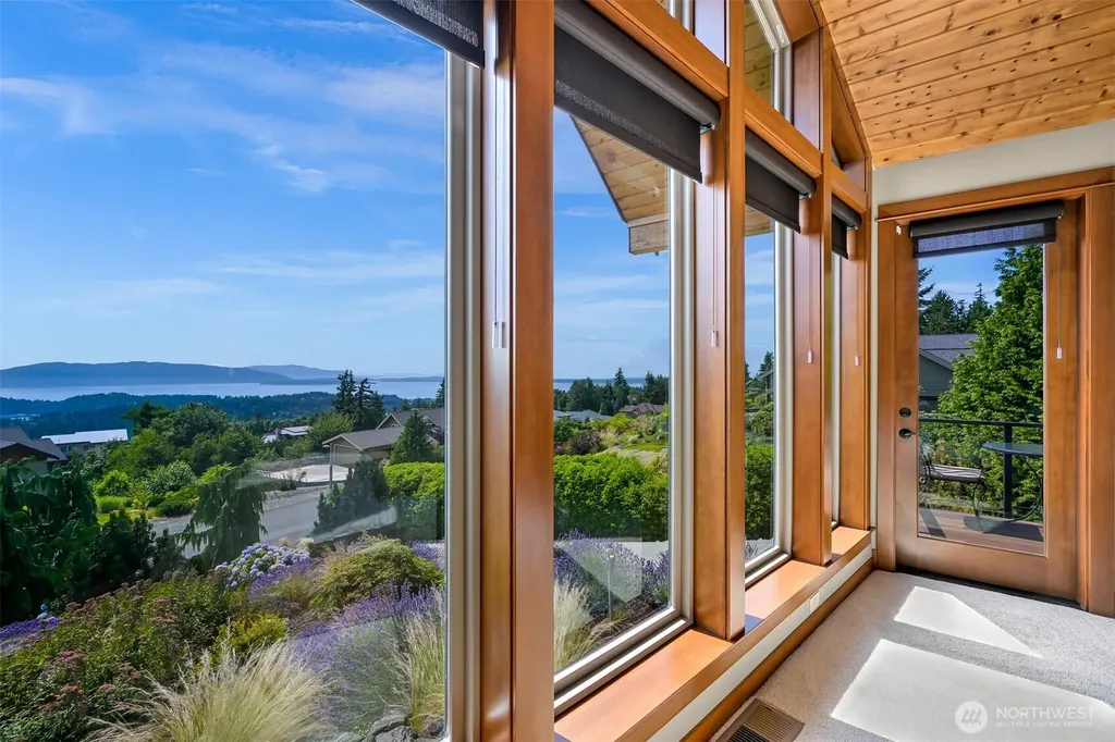 4311 Samish Crest Drive Bellingham WA 98229