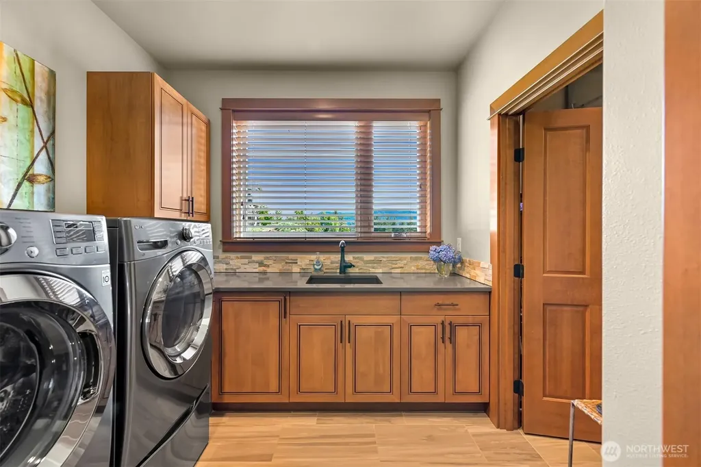4311 Samish Crest Drive Bellingham WA 98229