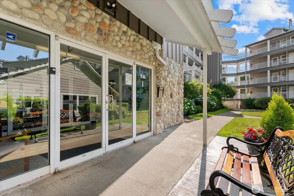 1318 37th Street Everett WA 98201