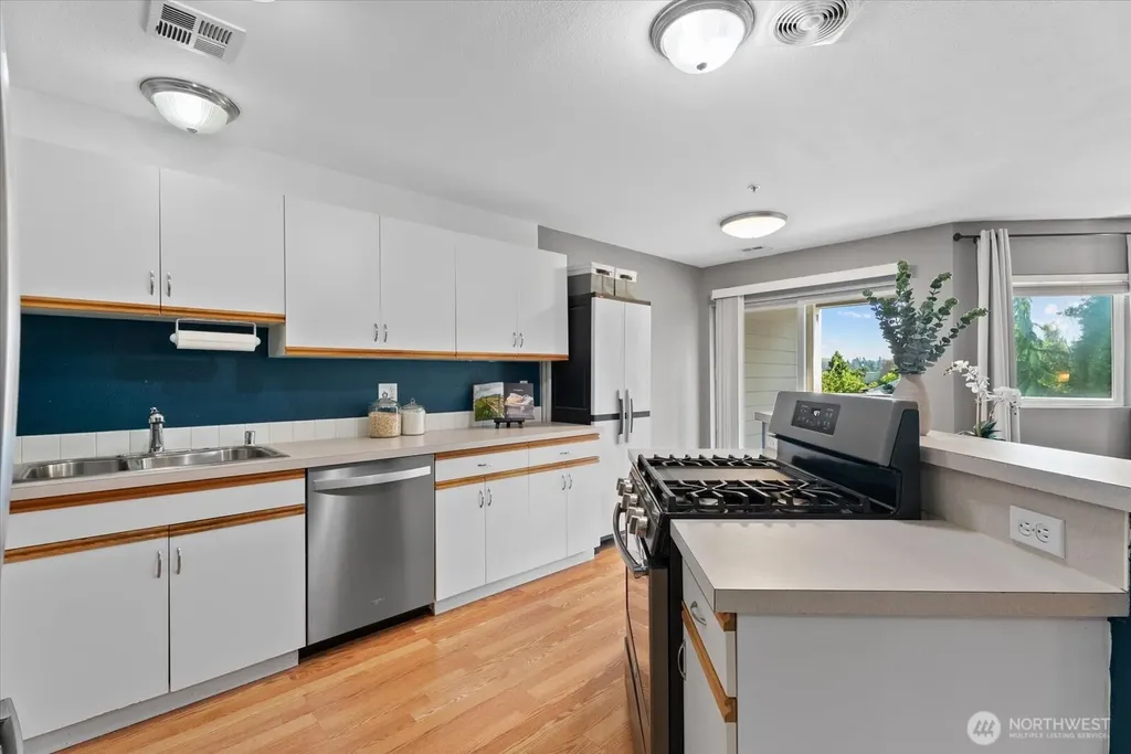 1318 37th Street Everett WA 98201