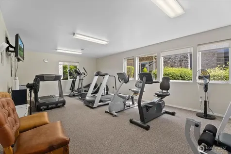 1318 37th Street Everett WA 98201