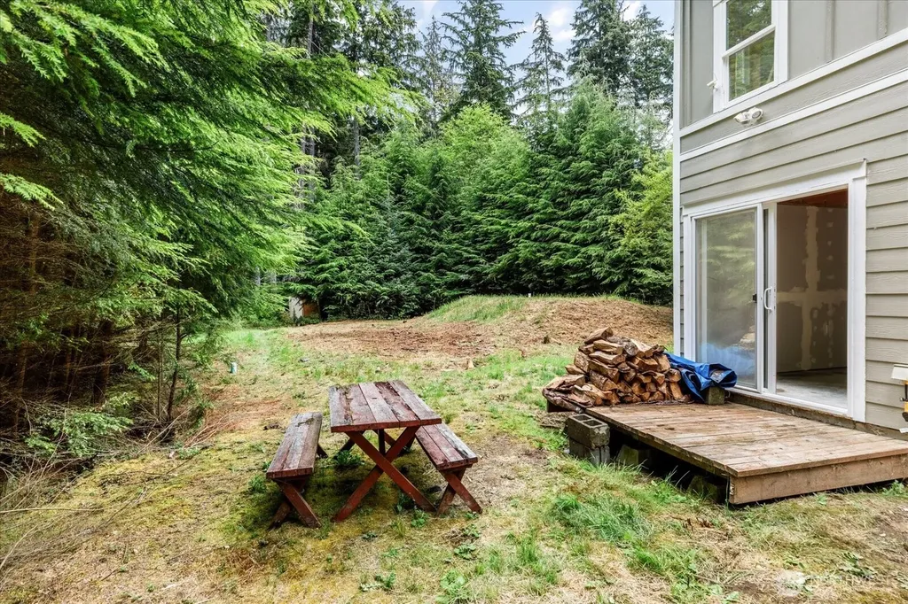 3086 Spahr Road Greenbank WA 98253