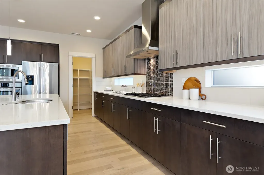 10034 Slater Avenue NE Kirkland WA 98033