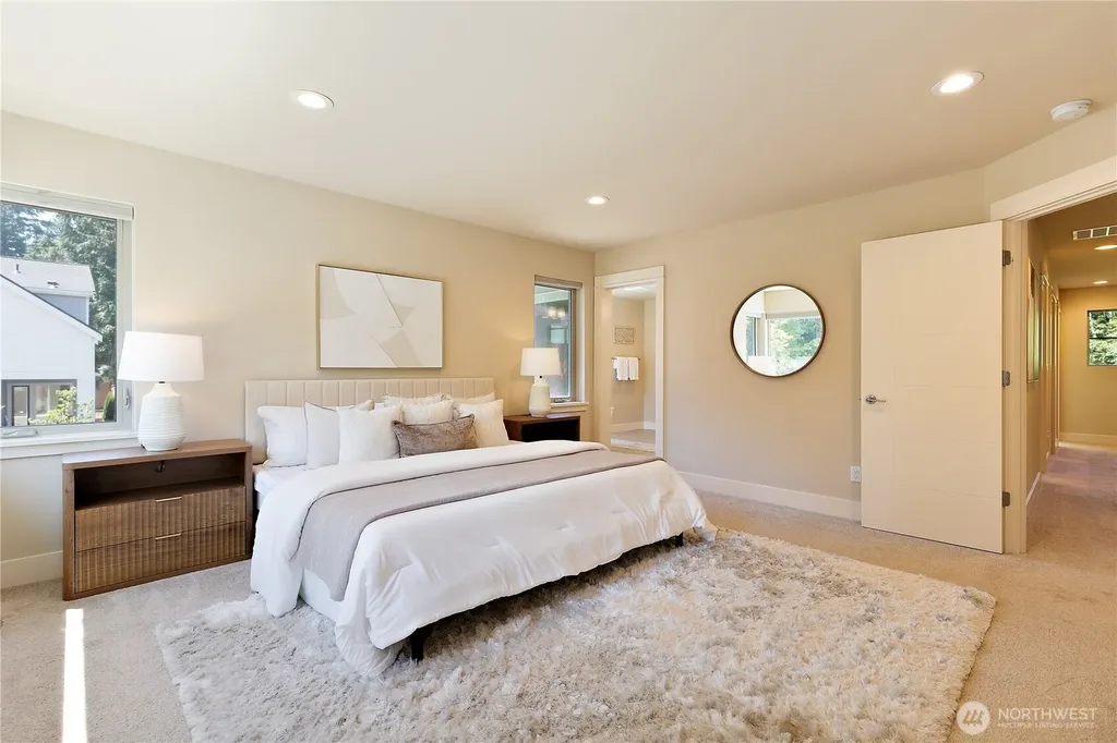 10034 Slater Avenue NE Kirkland WA 98033