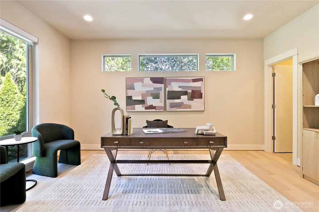 10034 Slater Avenue NE Kirkland WA 98033