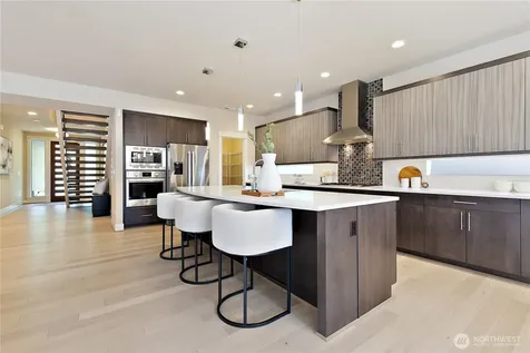 10034 Slater Avenue NE Kirkland WA 98033