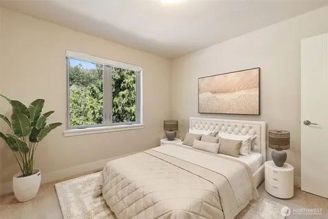 10034 Slater Avenue NE Kirkland WA 98033