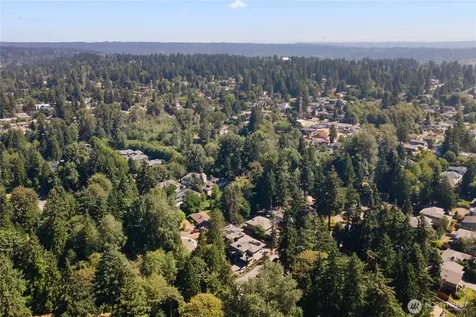 10034 Slater Avenue NE Kirkland WA 98033