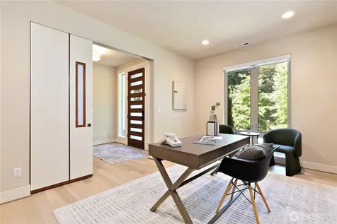 10034 Slater Avenue NE Kirkland WA 98033