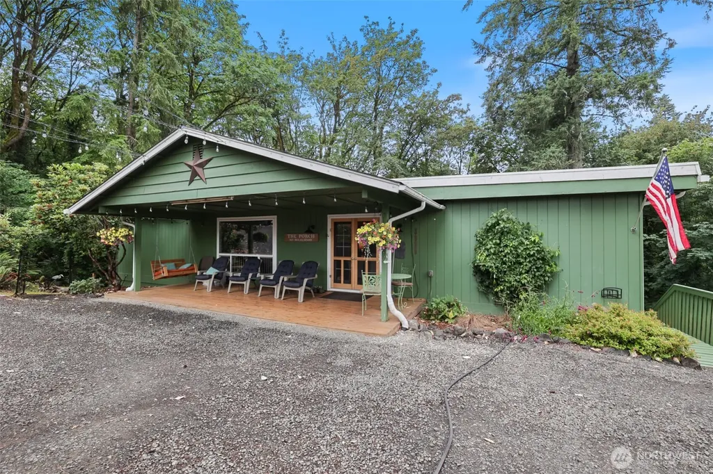 3929 Faith Place NW Bremerton WA 98312