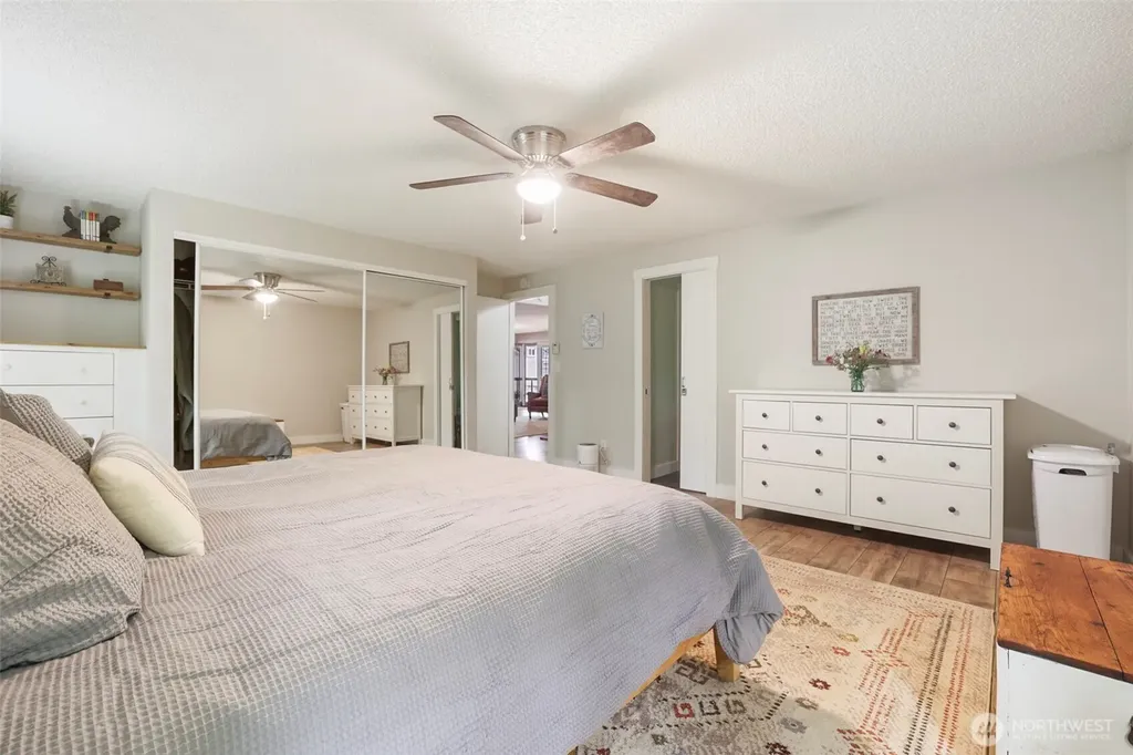 3929 Faith Place NW Bremerton WA 98312