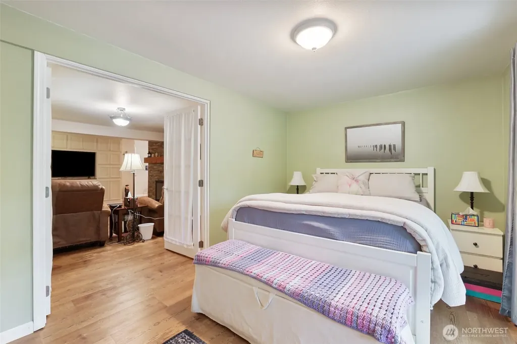 3929 Faith Place NW Bremerton WA 98312