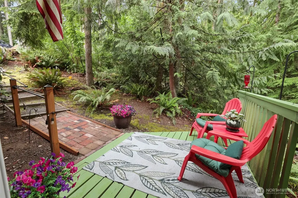 3929 Faith Place NW Bremerton WA 98312