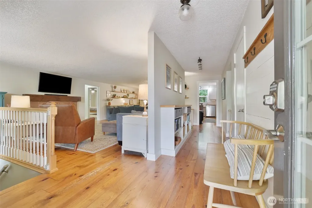 3929 Faith Place NW Bremerton WA 98312