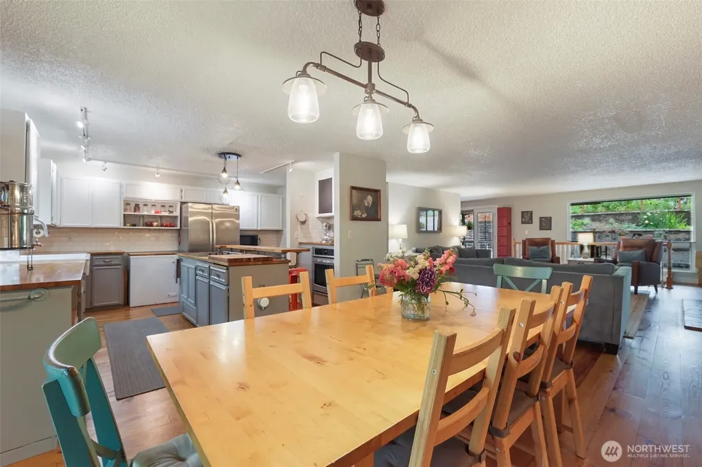 3929 Faith Place NW Bremerton WA 98312