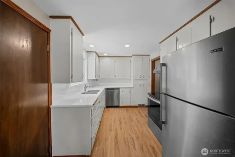 11502 29th Avenue SW Seattle WA 98146