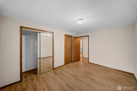 11502 29th Avenue SW Seattle WA 98146