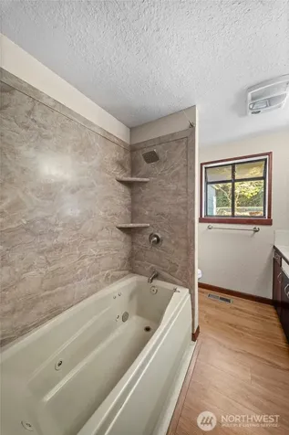 11502 29th Avenue SW Seattle WA 98146