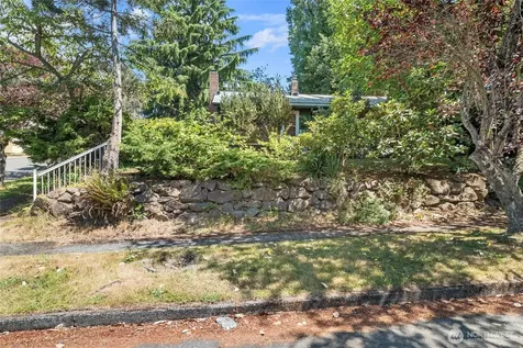 11502 29th Avenue SW Seattle WA 98146