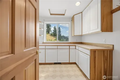3035 Lakeshore Road Manson WA 98831