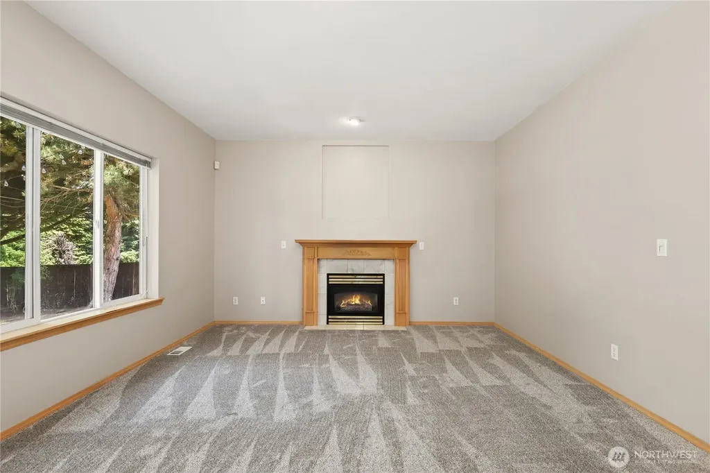 20321 124th Street Ct E Sumner WA 98391