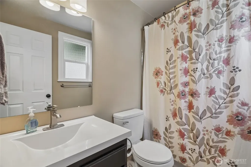 4512 193rd Place NE Arlington WA 98223
