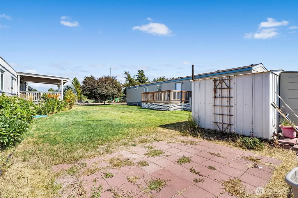 4680 K NE Moses Lake WA 98837
