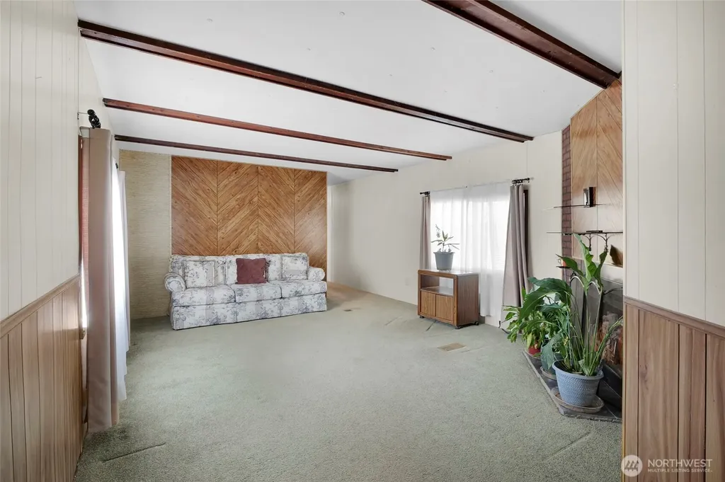4680 K NE Moses Lake WA 98837