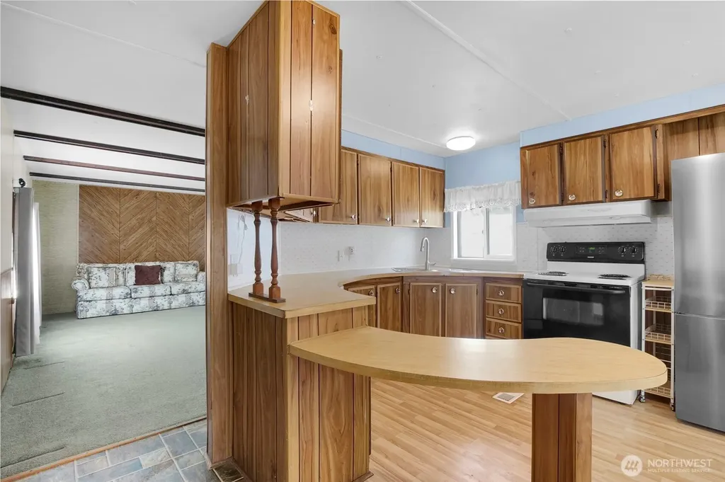 4680 K NE Moses Lake WA 98837