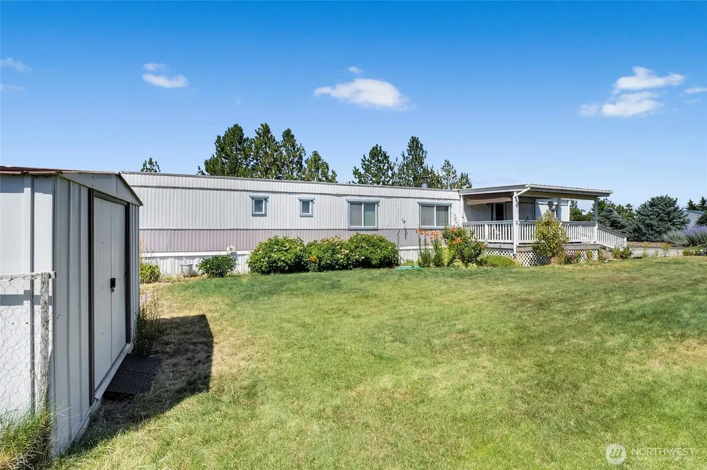 4680 K NE Moses Lake WA 98837