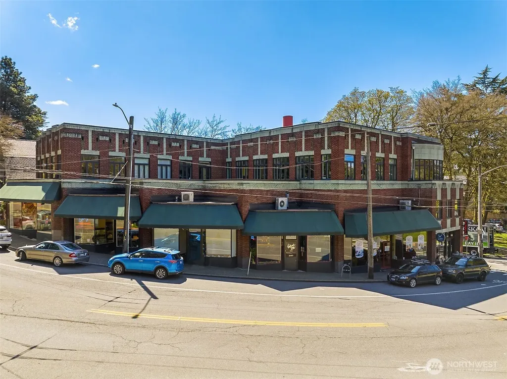 2809 Mount Rainier Drive S Seattle WA 98144
