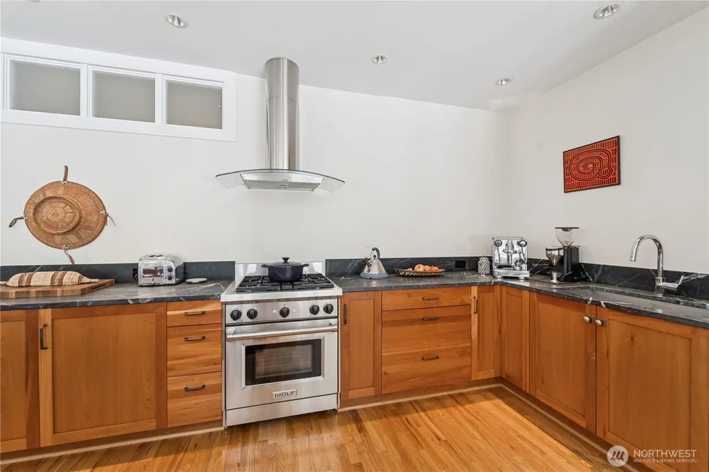 2809 Mount Rainier Drive S Seattle WA 98144