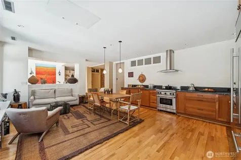 2809 Mount Rainier Drive S Seattle WA 98144