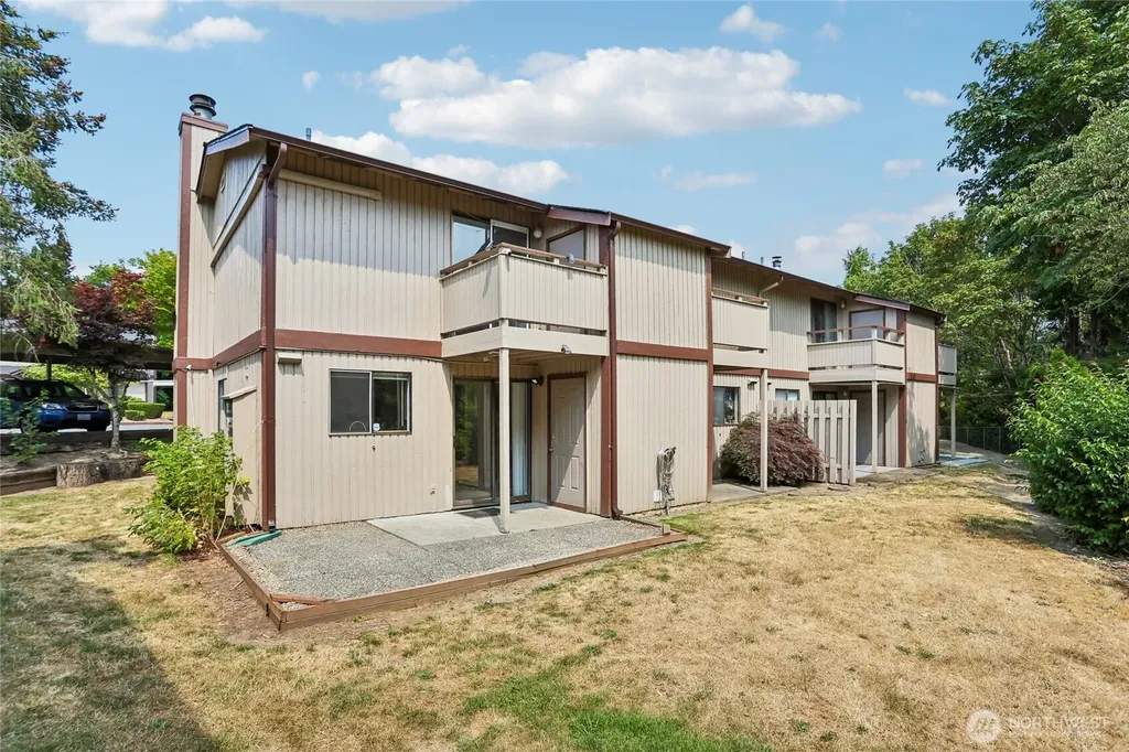 14918 32nd Place S Seatac WA 98168